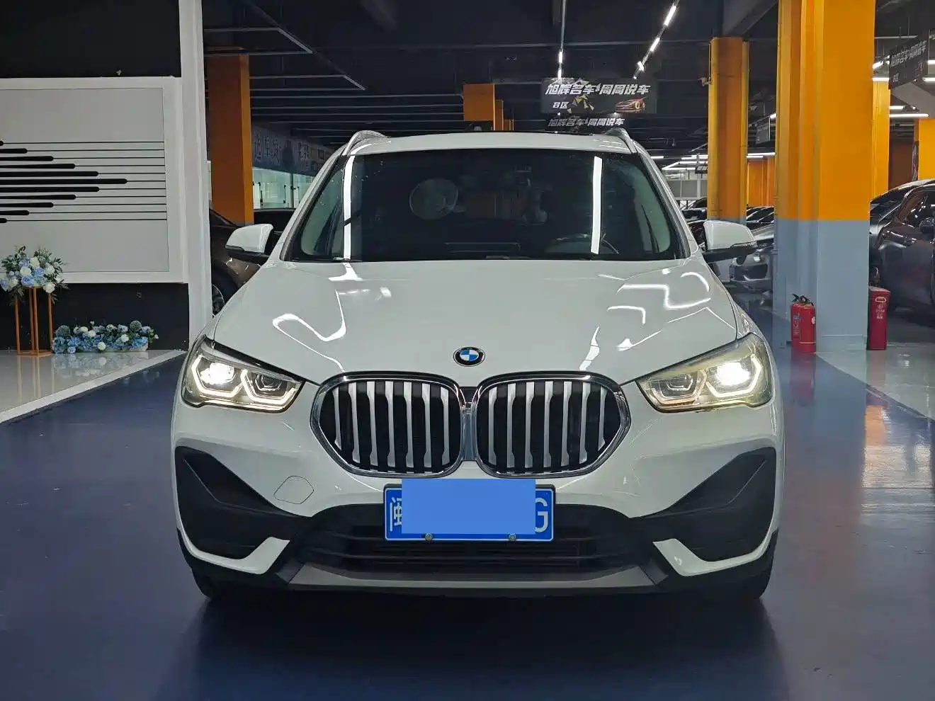 BMW X1 2022 sDrive25Li Leading фото 3