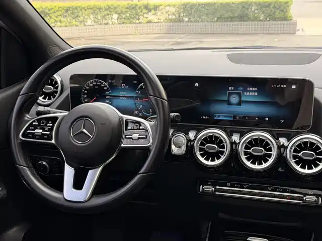 Mercedes-Benz B-Class 2020 B 200 Fashion Edition — фото 4