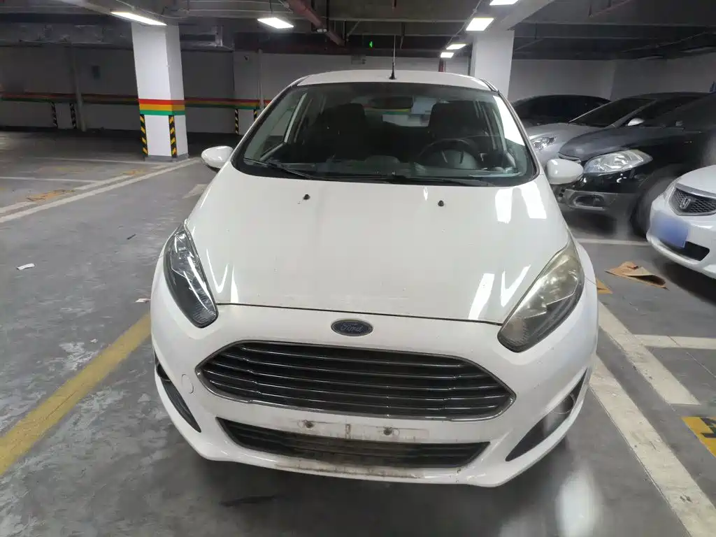 Ford Fiesta 2015 2013 Hatchback 1.5L Automatic Fashion