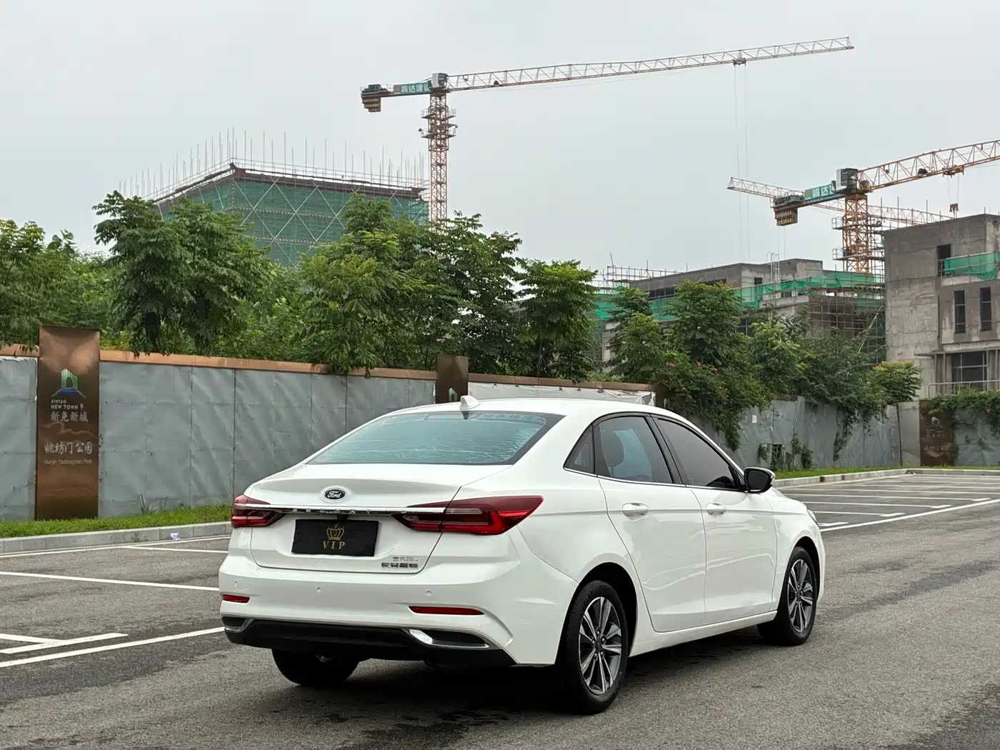 Ford Escort 2022 2021 1.5L Automatic Diamond Edition