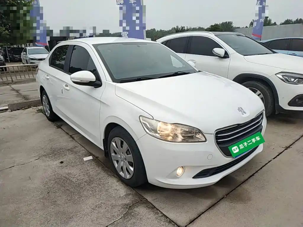 Peugeot 301 2015 2014 1.6L Automatic Comfort Edition