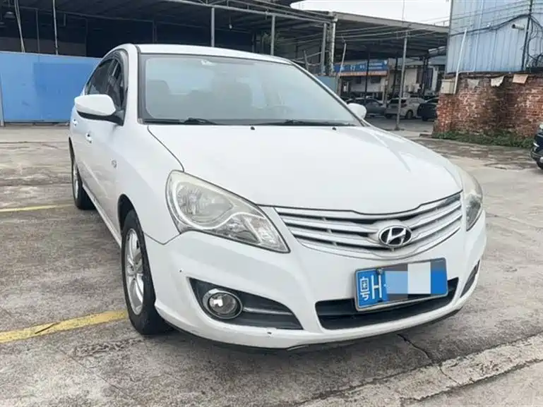 Hyundai Elantra 2011 1.6L Manual Comfort фото 3