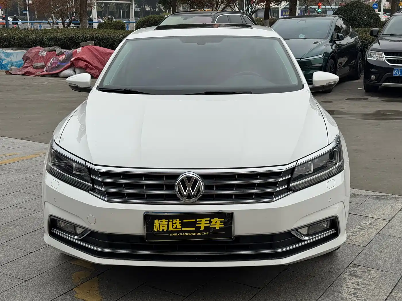 Volkswagen Passat 2016 330TSI DSG Executive Edition фото 2