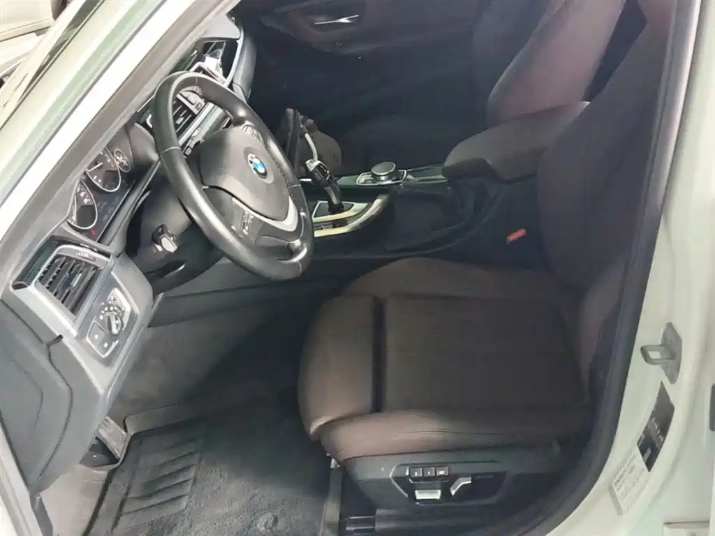 BMW 3 Series 2019 320Li Fashion Type фото 15
