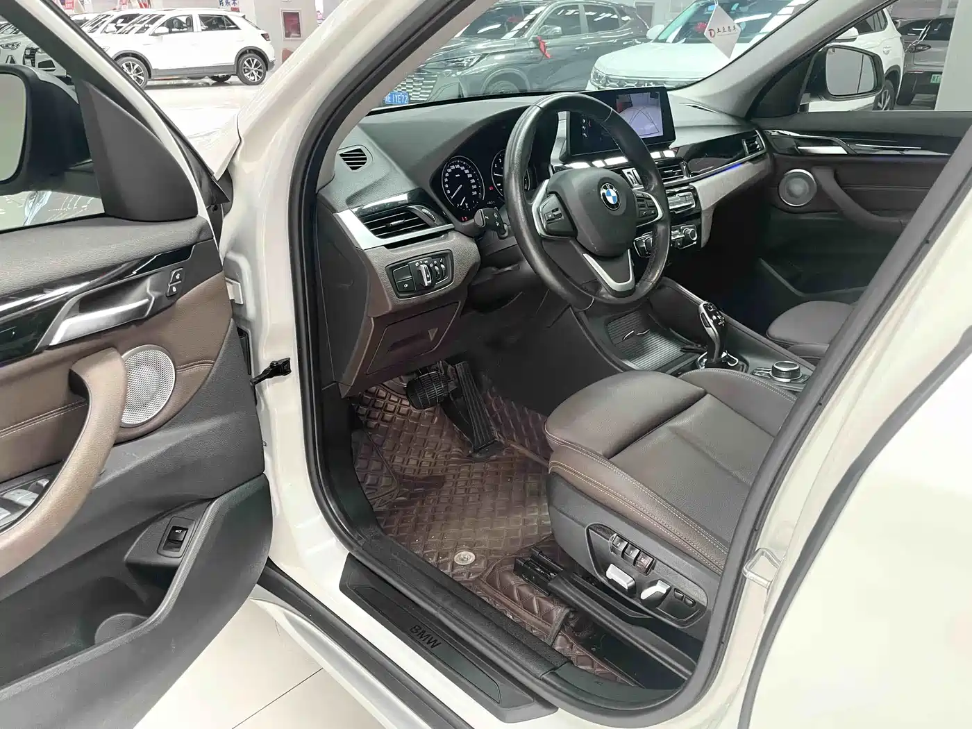BMW X1 2022 sDrive20Li Fashion фото 7