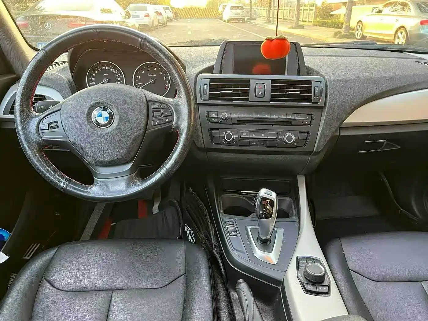 BMW 1 Series (Import) 2013 Facelift 116i Leading Model фото 3