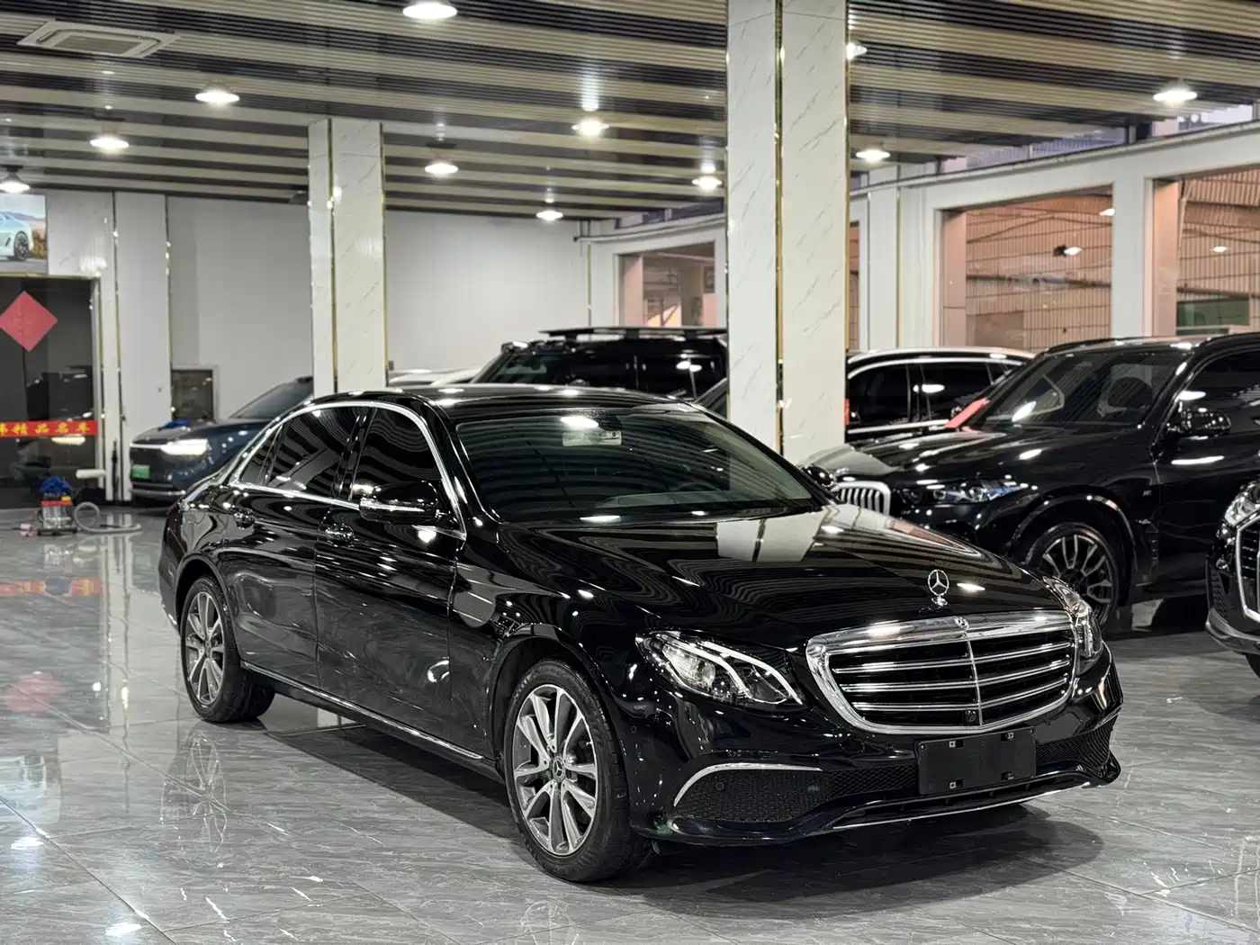 Mercedes-Benz E-Class 2019 E 300 L Fashion фото 3