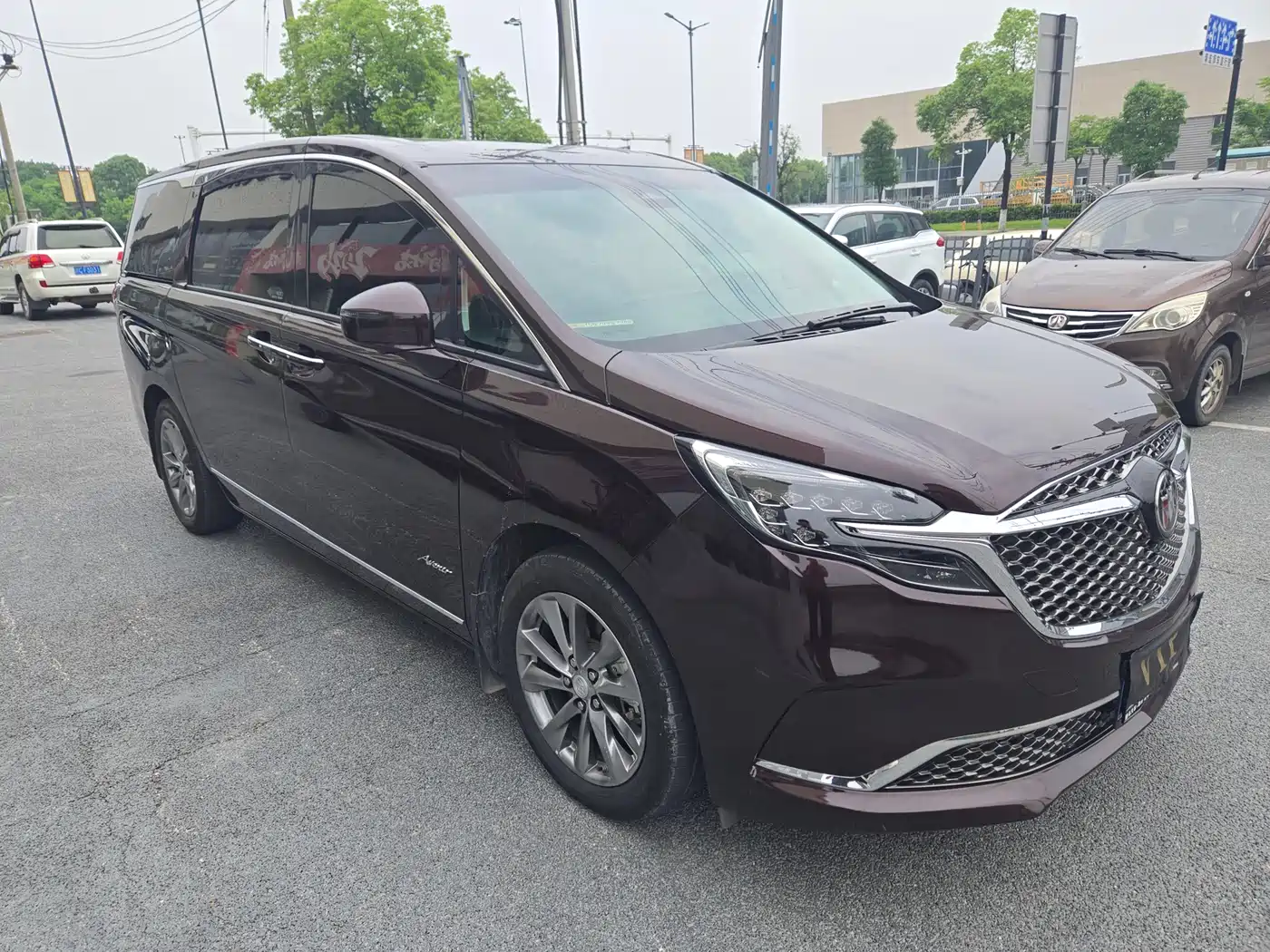 Buick GL8 2021 Avenir Aivia 6-Seater Elite Edition фото 3