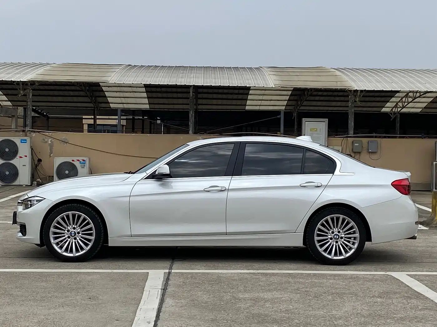 BMW 3 Series 2018 320Li xDrive Fashion Style фото 4
