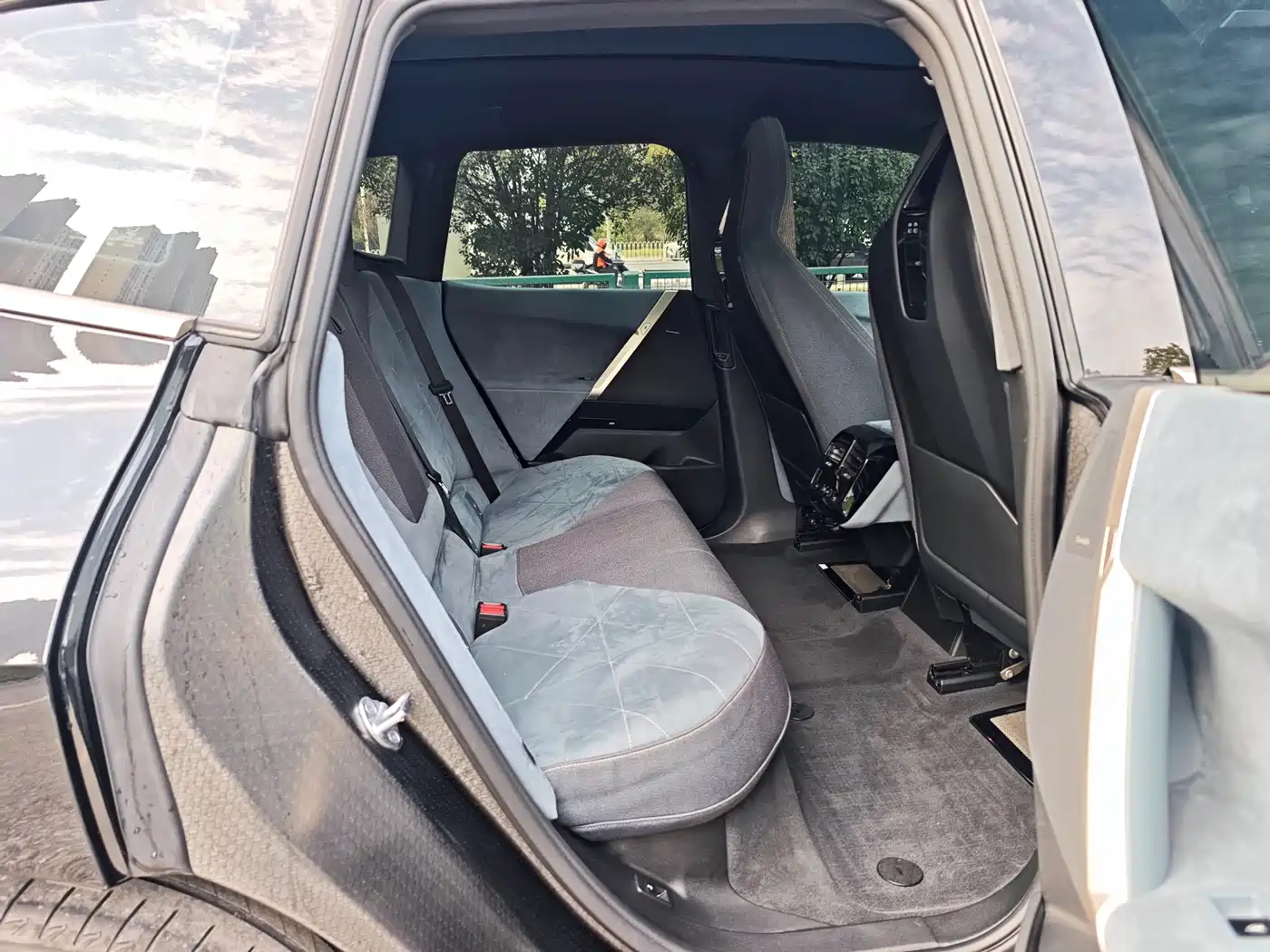 BMW iX 2022 xDrive40 фото 11