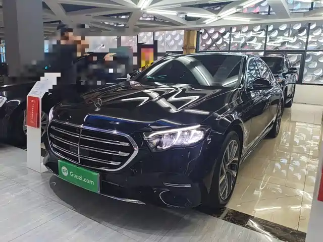 Mercedes-Benz E-Class 2025 E 300 L Fashion