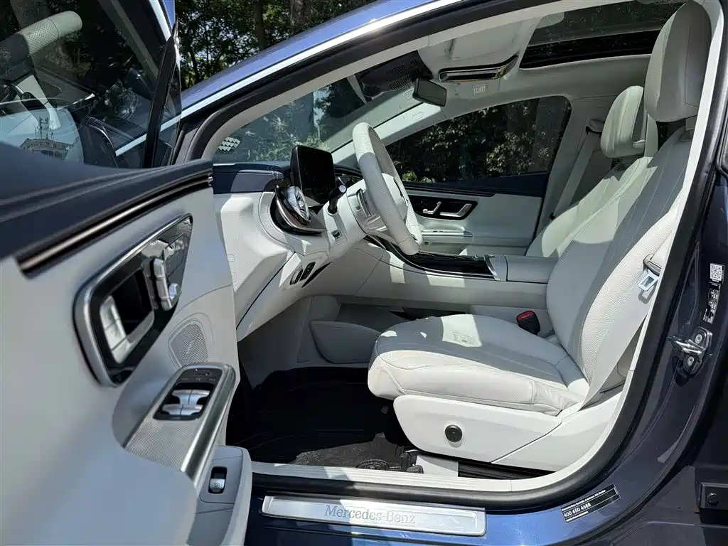 Mercedes-Benz EQE 2022 350 Pioneer Edition фото 6