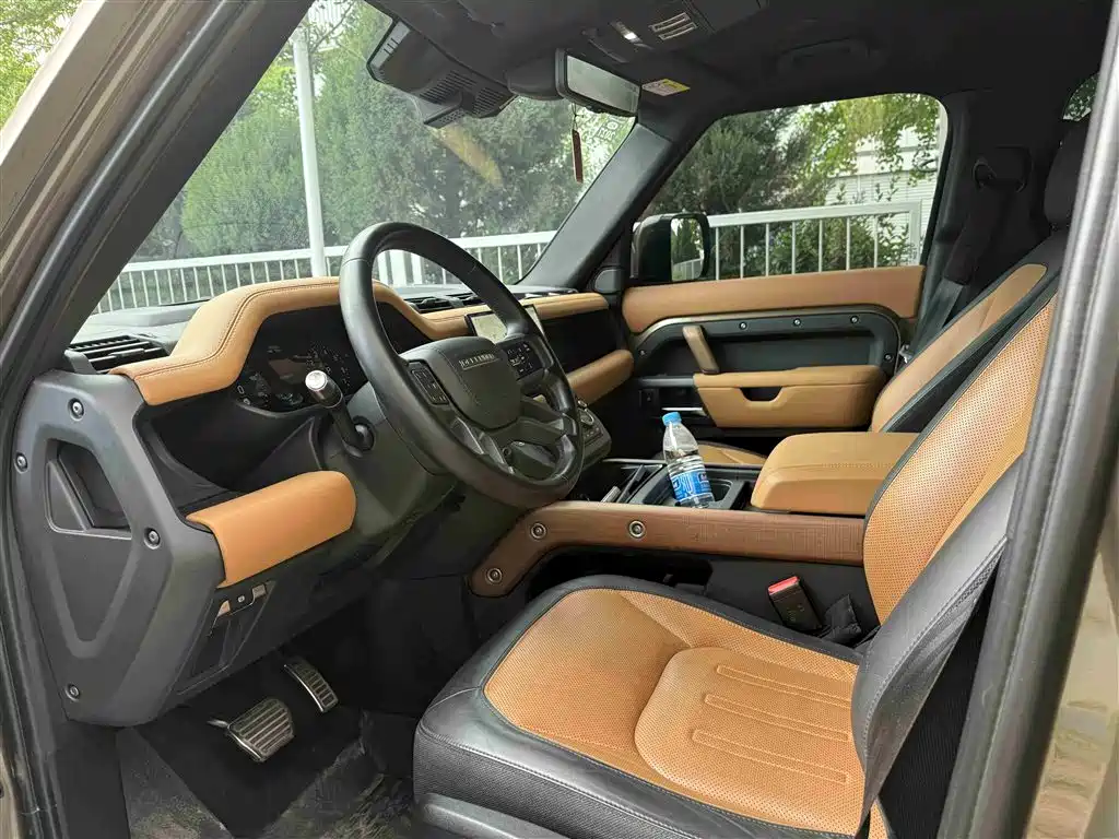 Land Rover Defender 2021 110 P400 X фото 6