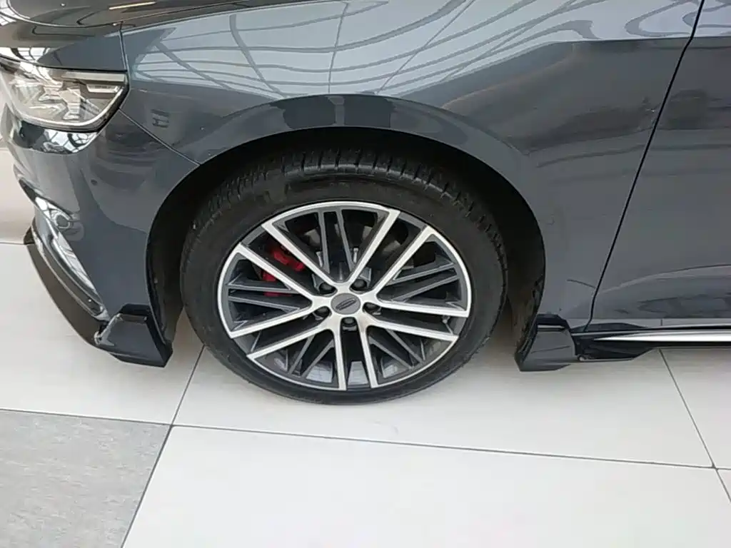 Фото 23 - Geely Preface