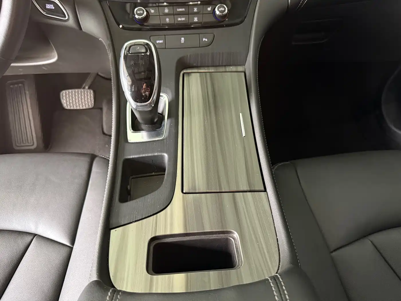 Buick LaCrosse 2022 652T Luxury фото 13