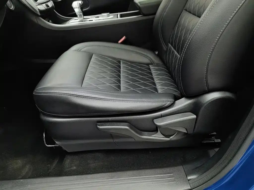 Great Wall Pao 2019 2019 2.0T Automatic Gasoline 2WD Comfort GW4C20B