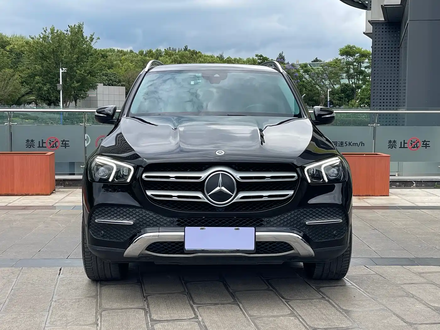 Mercedes-Benz GLE 2022 Facelift GLE 350 4MATIC Fashion фото 2