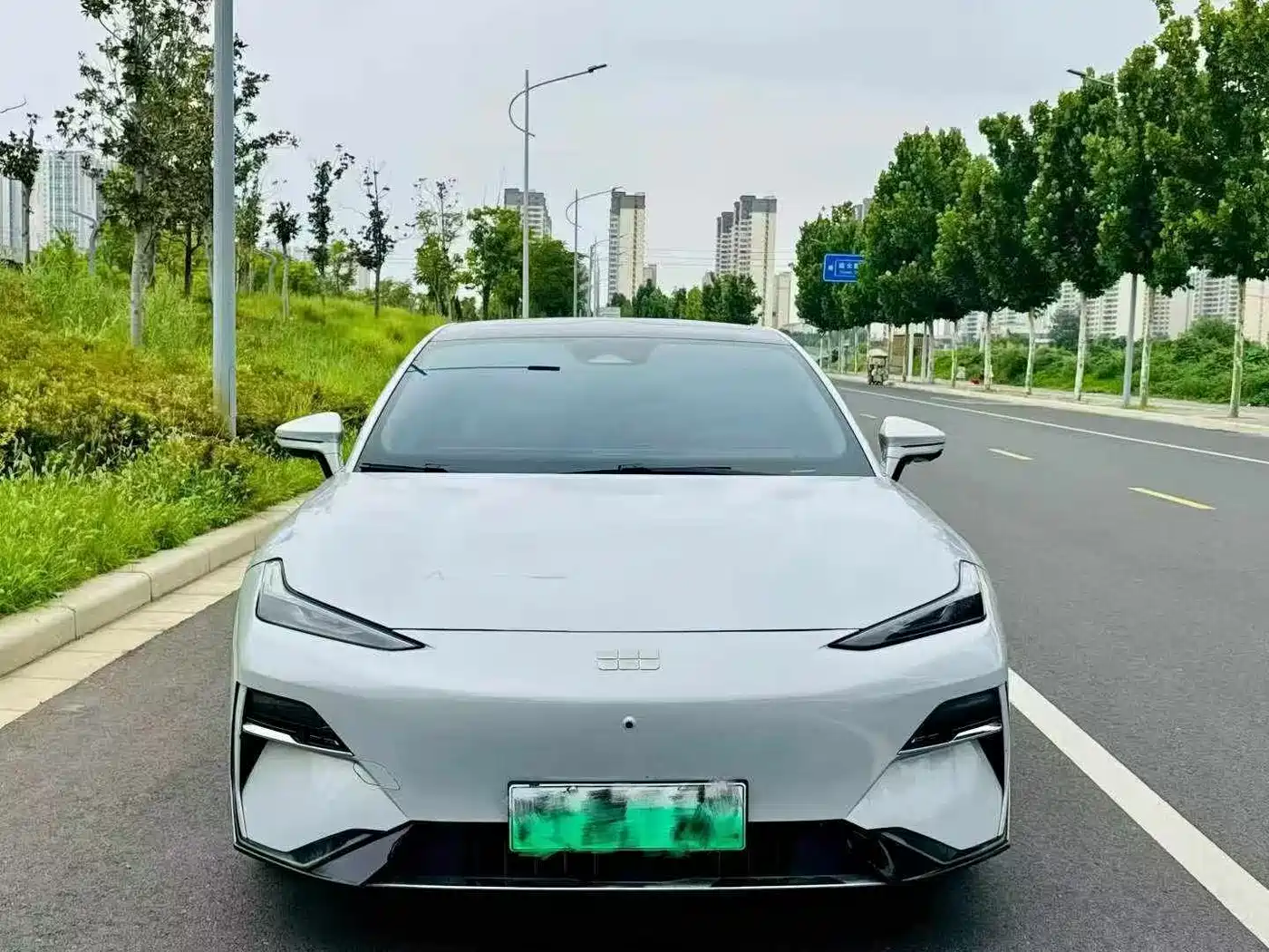 Geely Galaxy Galaxy E8 2024 2024 665km RWD Starship Voyager Edition