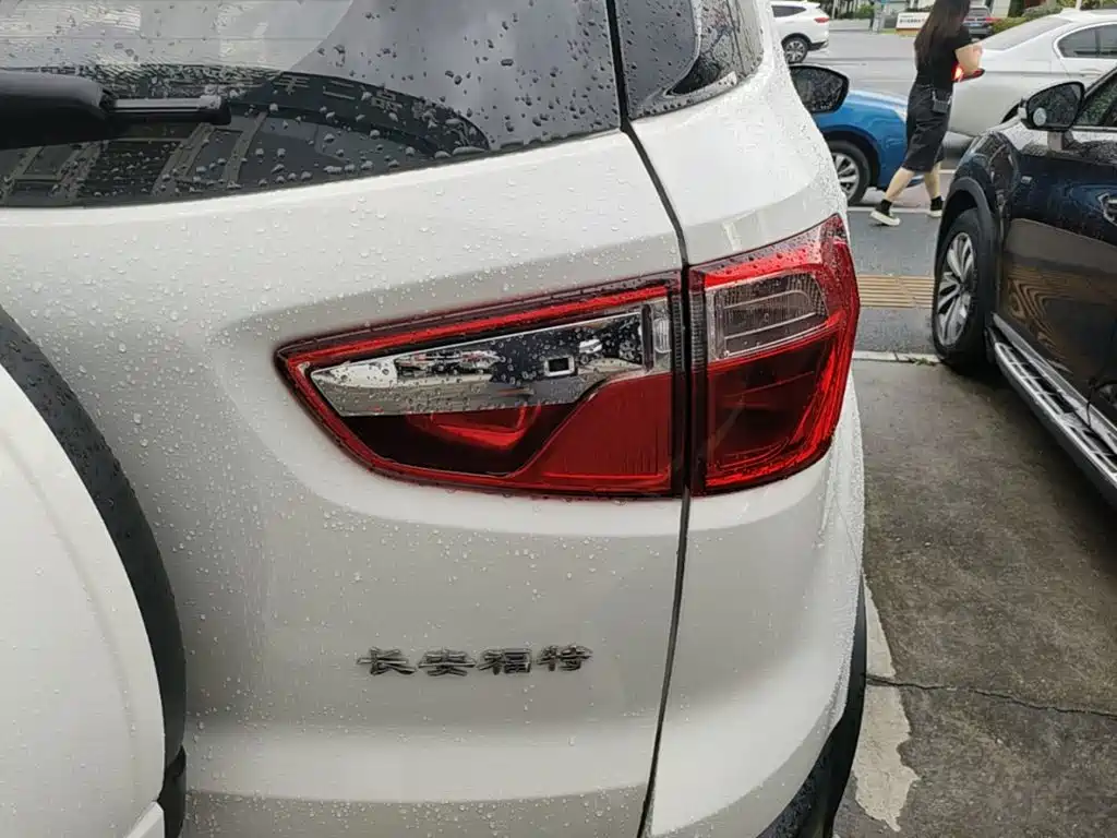 Ford EcoSport 2019 2018 1.5L Automatic Premium Wing