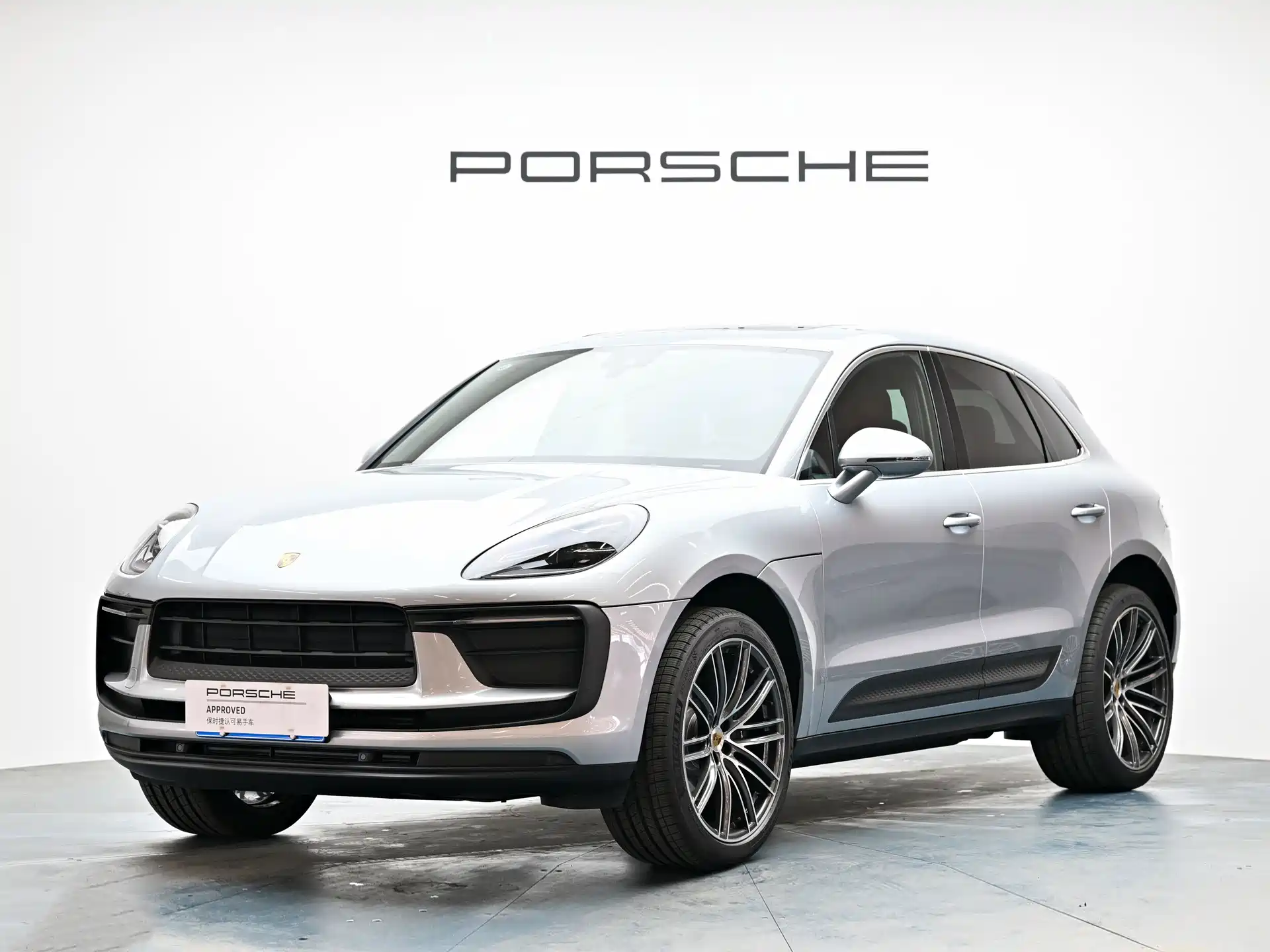 Фото 1 - Porsche Macan