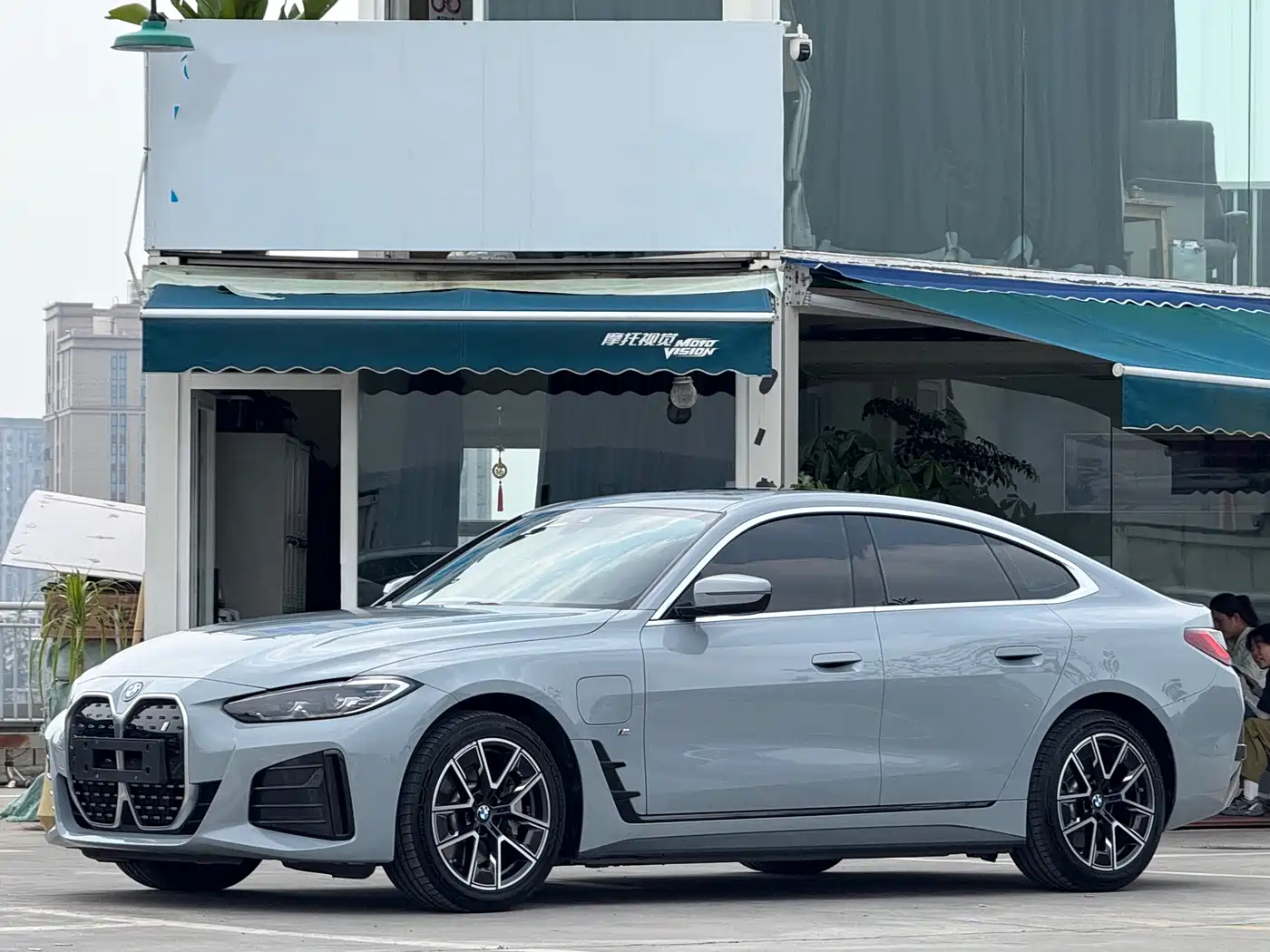 BMW i4 2023 eDrive35