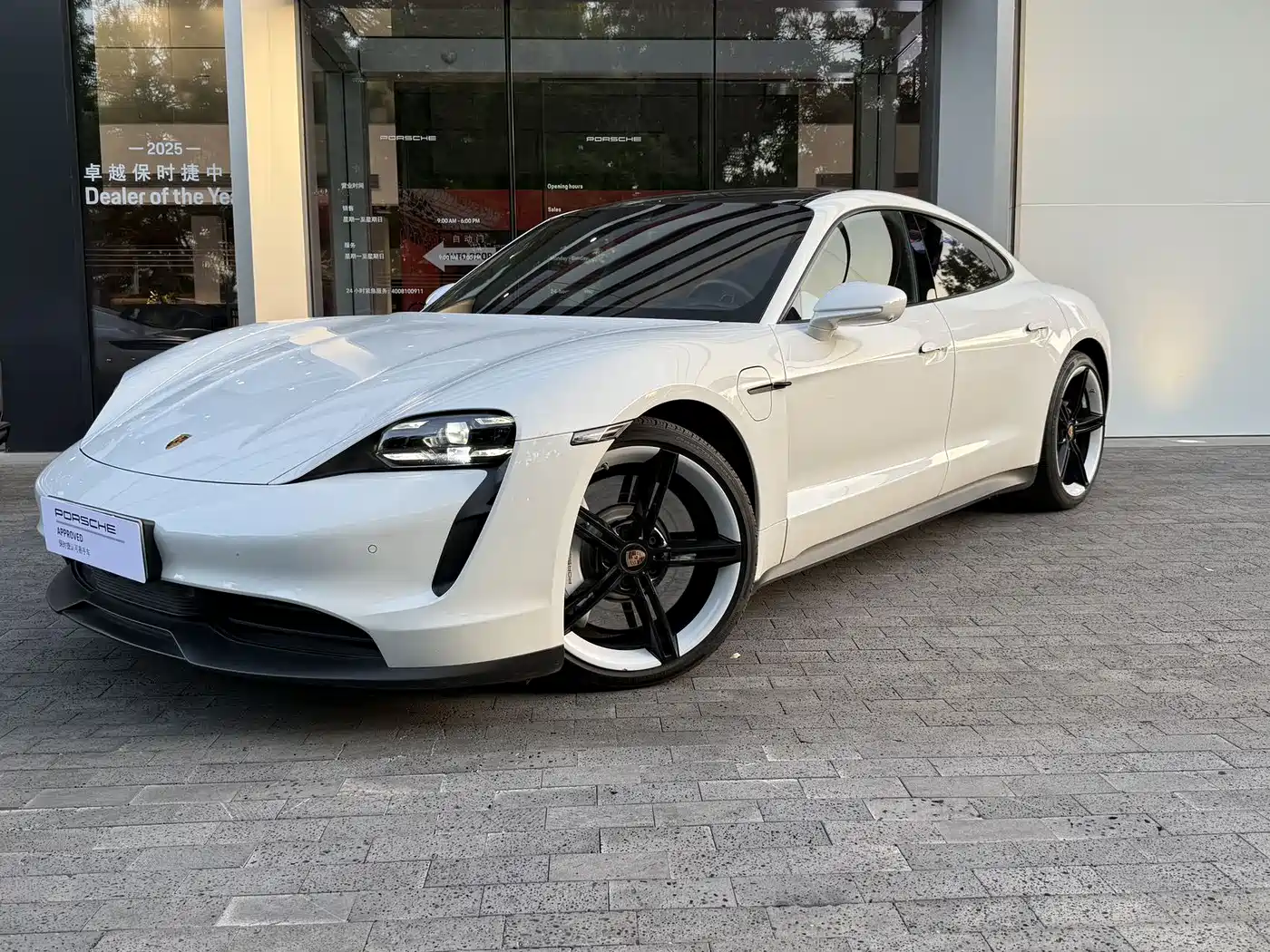 Porsche Taycan 2022 Taycan