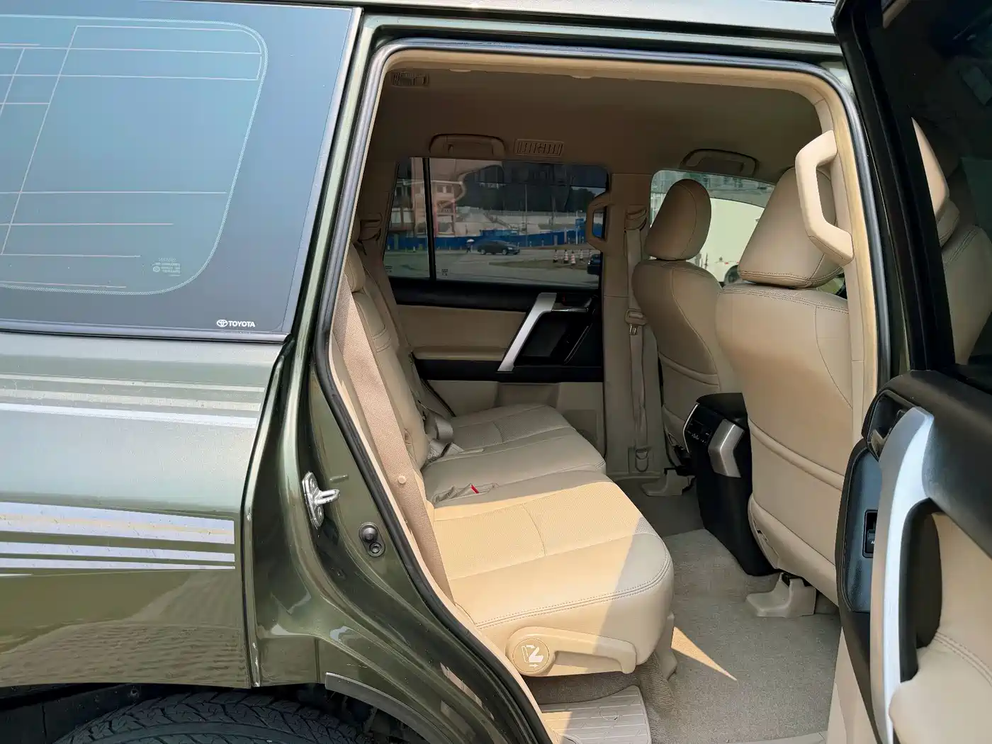 Toyota Prado 2010 4.0L Automatic TX фото 15