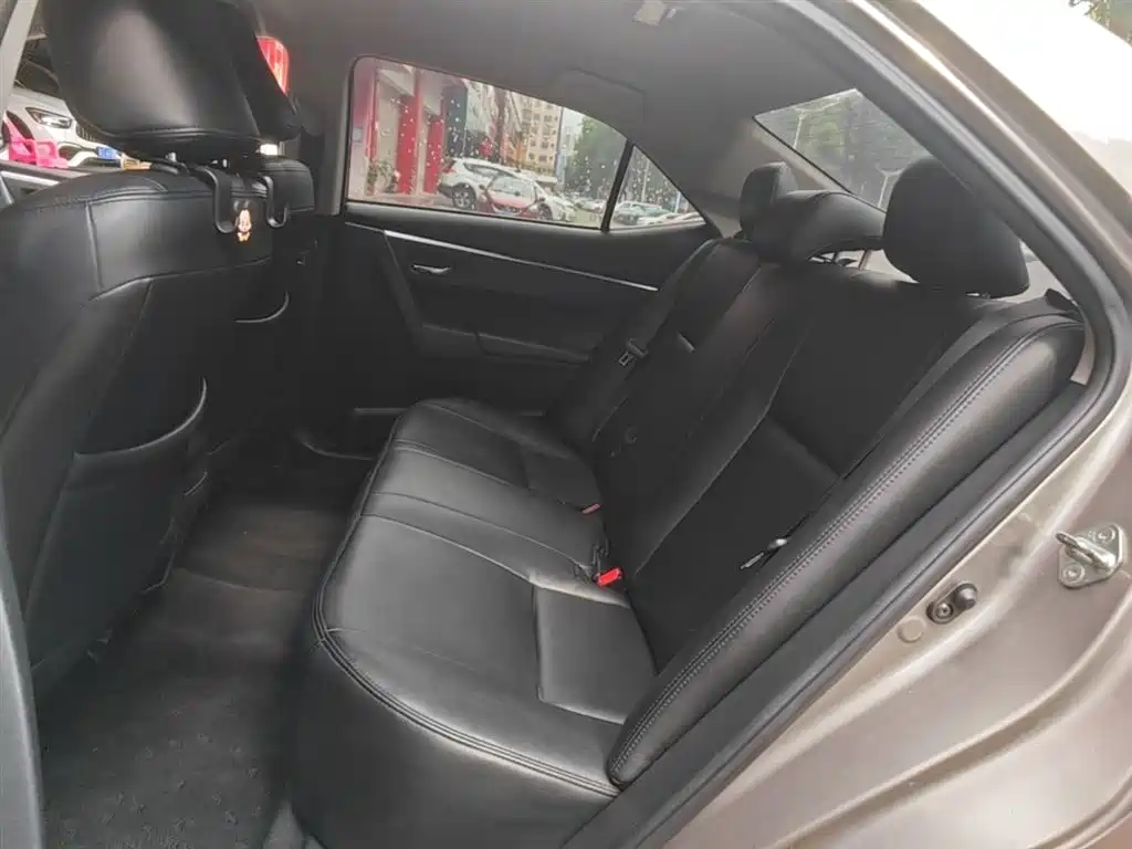 Toyota Corolla 2017 Facelift 1.2T S-CVT GL фото 17