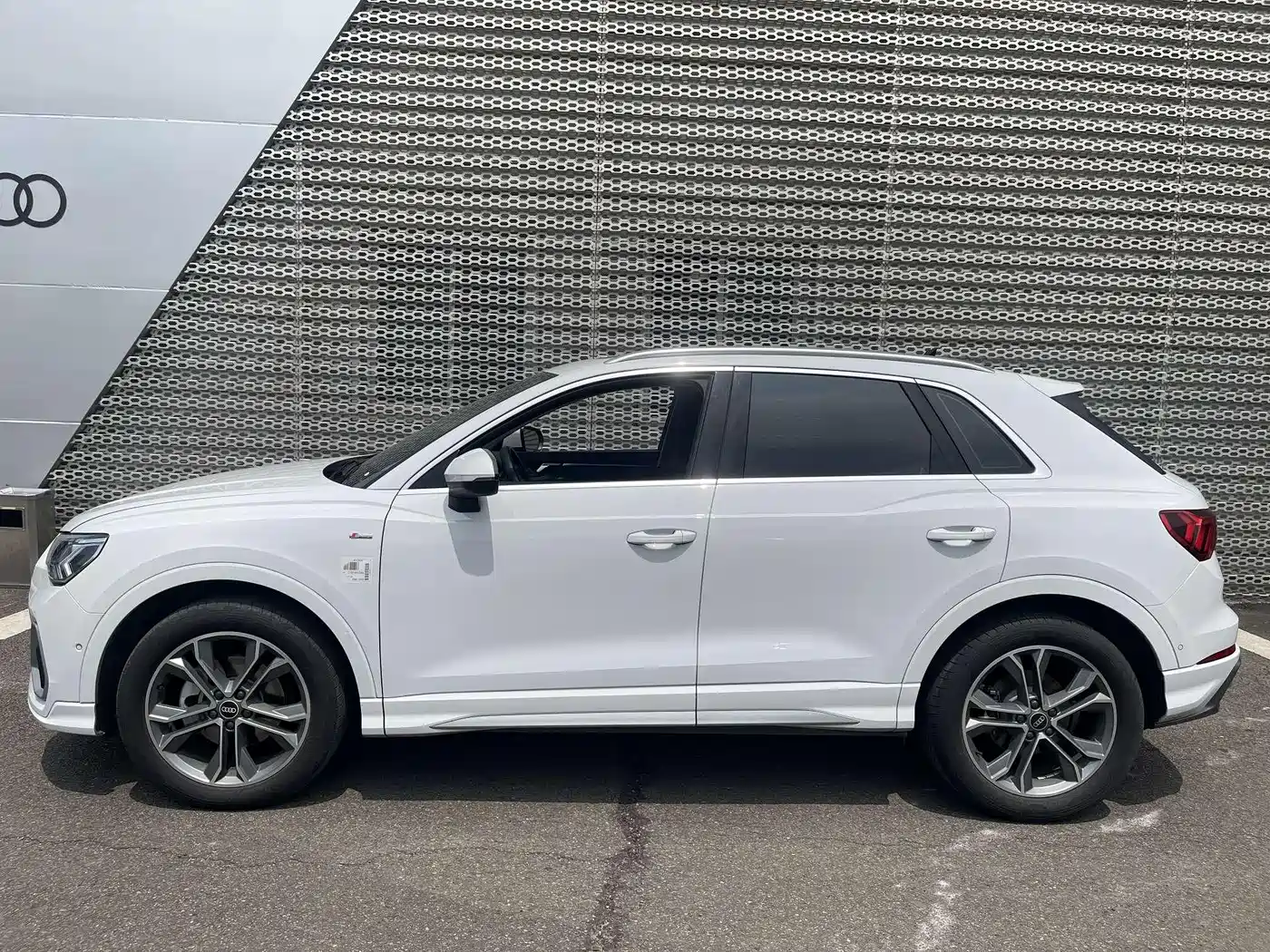 Audi Q3 2022 40 TFSI Fashion Dynamic фото 11
