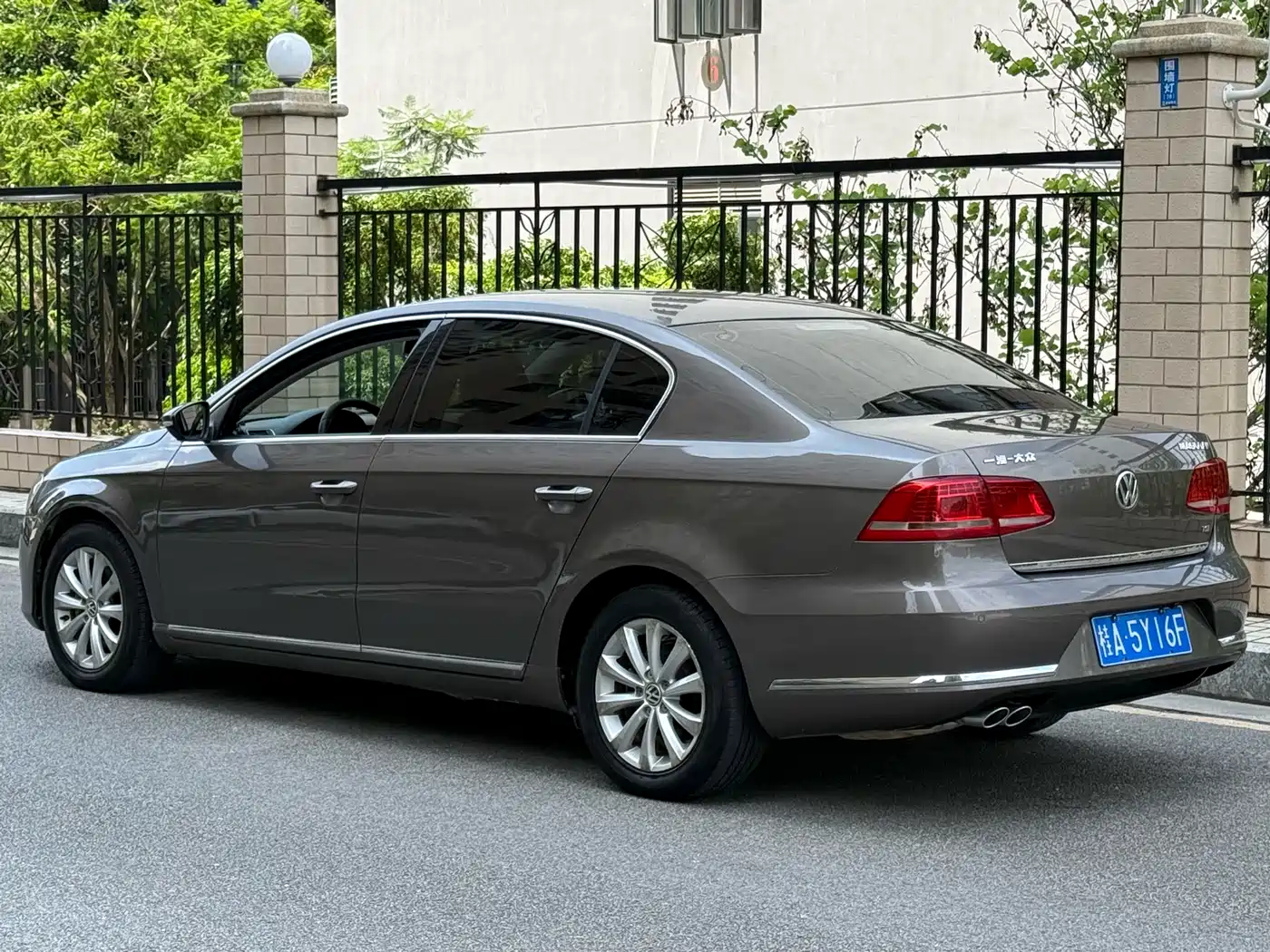 Volkswagen Magotan 2013 1.8TSI Luxury фото 3