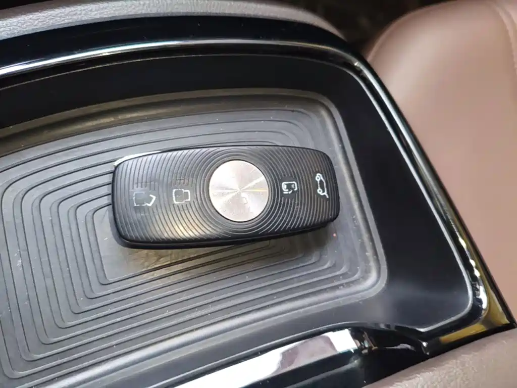 Roewe iMAX8 2024 2023 400TGI Comfort Edition