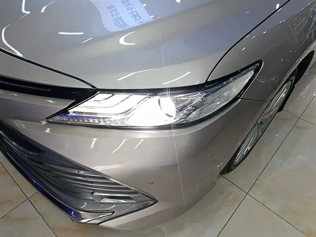 Toyota Camry 2018 2.5G Luxury Edition фото 24