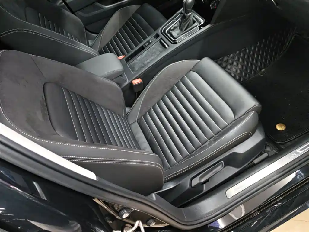 Volkswagen Magotan 2020 280TSI DSG Comfort фото 25