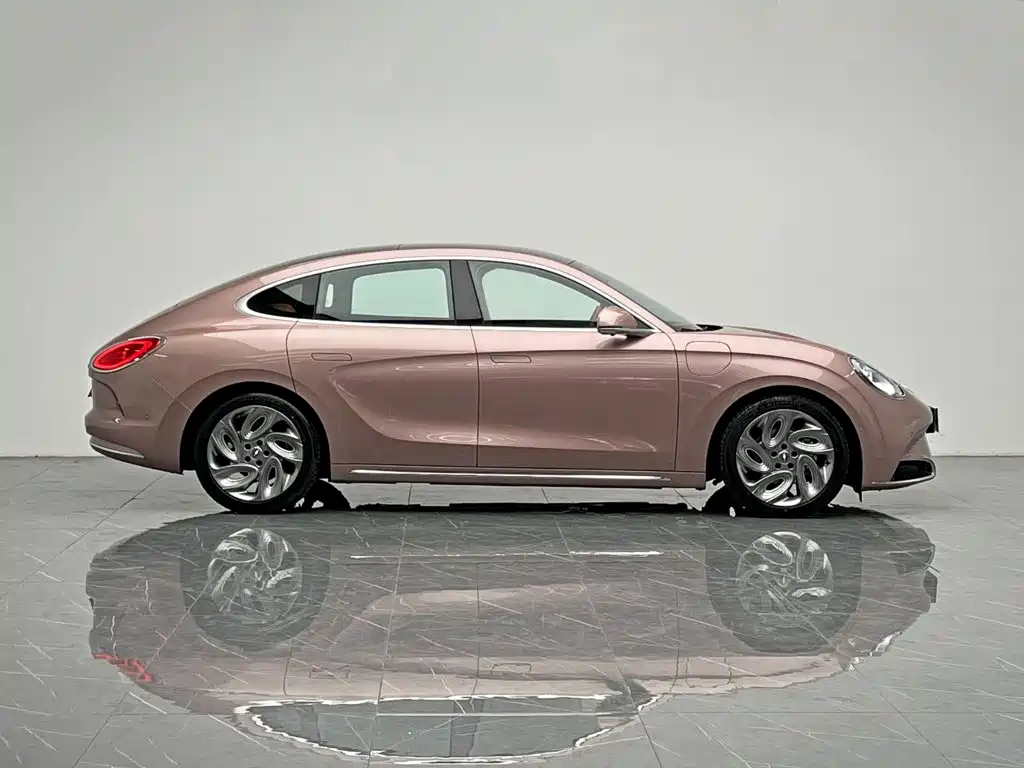 Ora Lightning Cat 2023 2022 555km Premium Edition