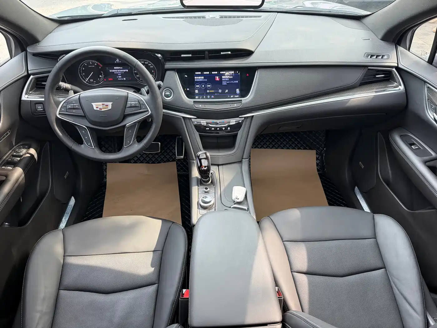 CADILLAC XT5