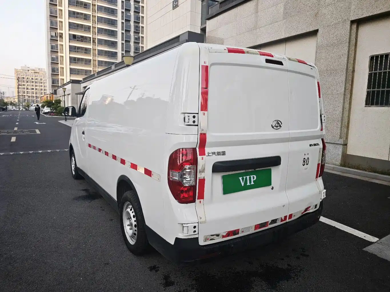 SAIC Maxus Maxus EV30 2023 Pure Electric Intelligent Logistics Expert Long Wheelbase CATL фото 17