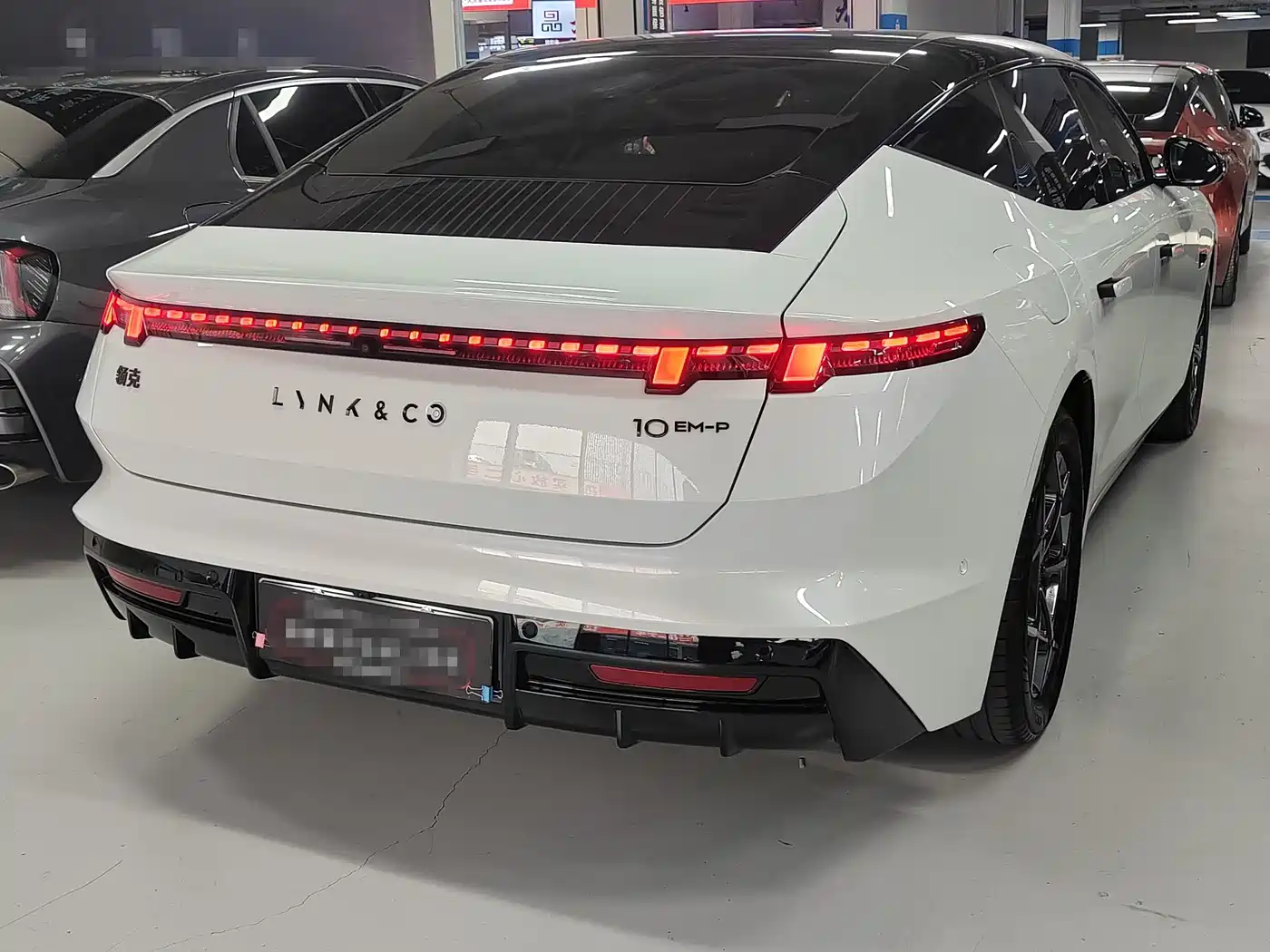 Lynk & Co 10 EM-P 2025 Model 120km Base Version фото 19