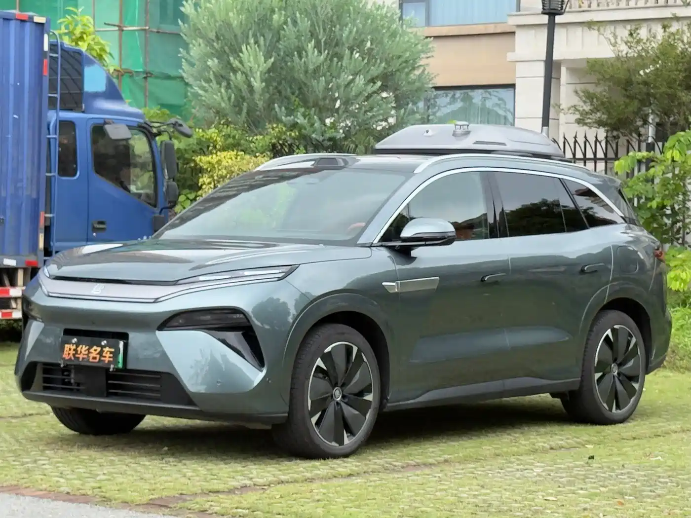 BYD Tang L 2025 DM 175KM Drone Player Edition фото 3