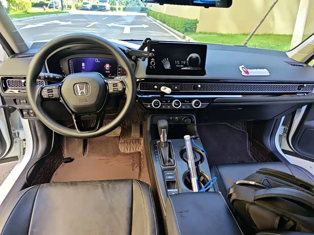 Honda Civic 2022 240TURBO CVT Sport Edition 6