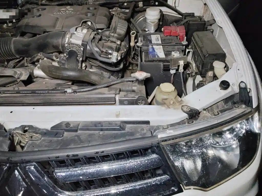Mitsubishi Pajero Sport 2013 3.0L Automatic 4WD Flagship фото 22
