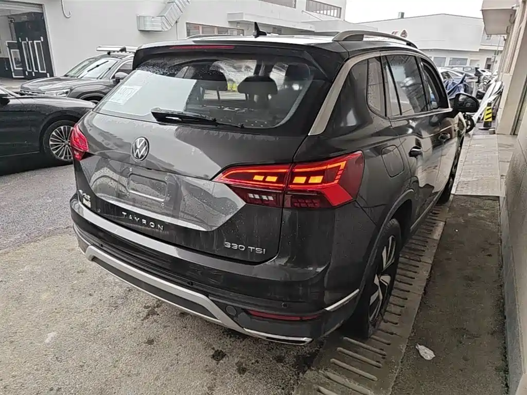 Volkswagen Tayron 2021 330TSI 2WD 3rd Anniversary Limited Edition фото 7