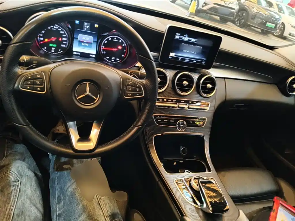 Mercedes-Benz C-Class 2018 C 180 L Fashion Sport Edition фото 10