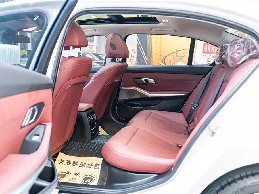 BMW 3 Series 2023 320Li M Sport Package фото 13