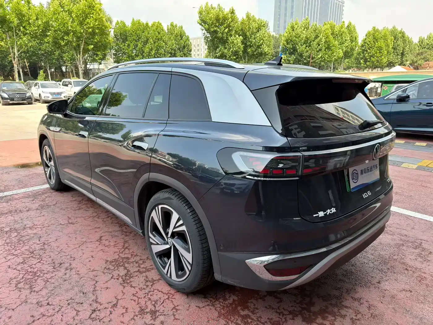 2024 Volkswagen ID.6 CROZZ