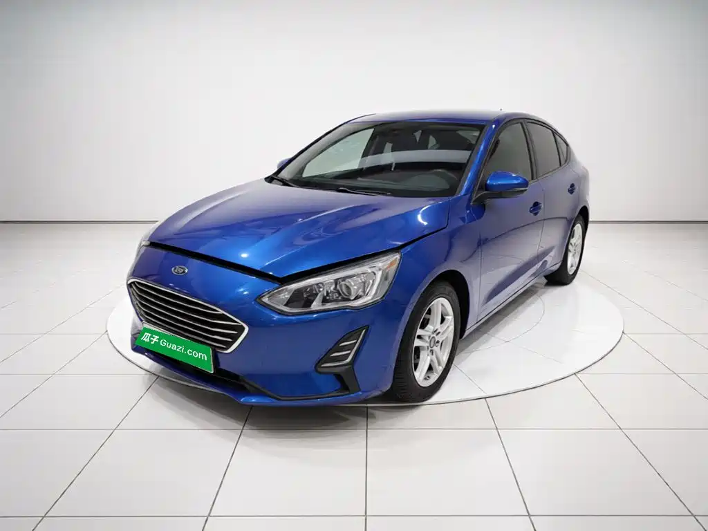 Фото 1 - Ford Focus