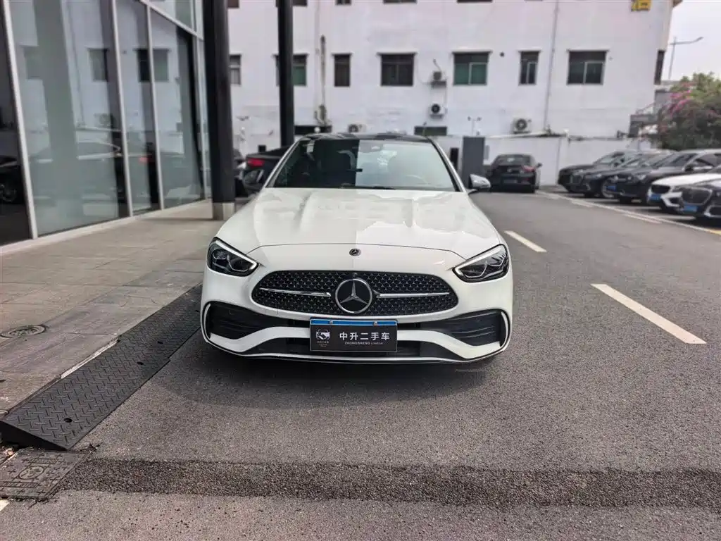 Mercedes-Benz C-Class, миниатюра 3