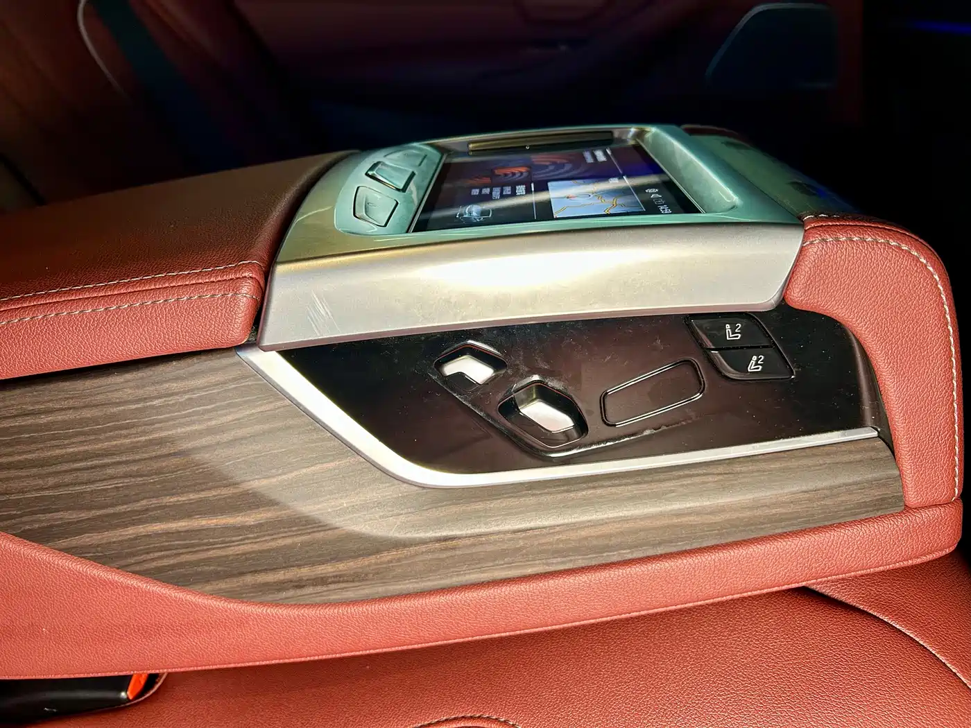 BMW 5 Series 2021 530Li Premium Luxury Package фото 37