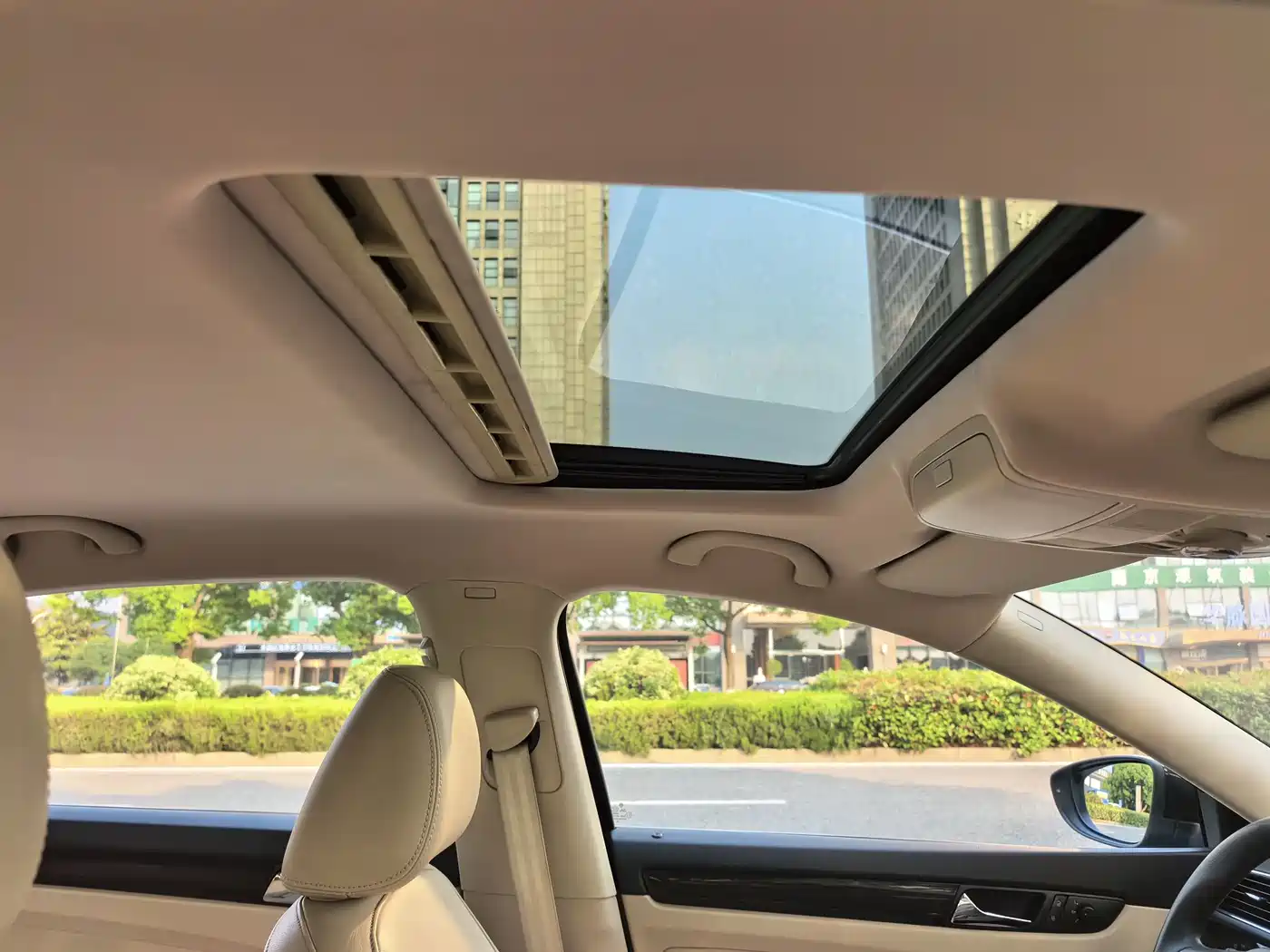 Volkswagen Passat 2013 1.8TSI DSG Government Procurement Edition фото 16