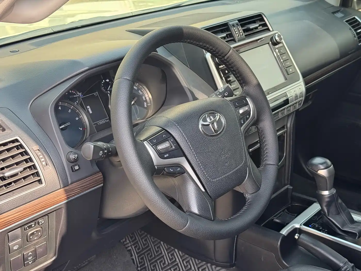 Toyota Prado 2019 3.5L Automatic TX-L Zunxiang Edition with Rear-mounted Spare Tire фото 11