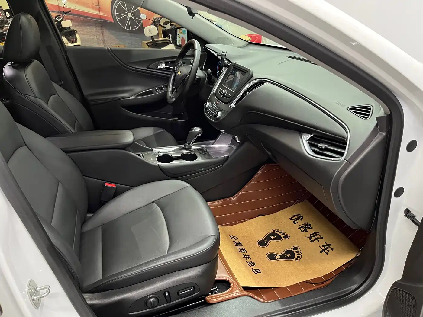 Chevrolet Malibu XL 2018 530T Auto RuiChi Edition фото 11